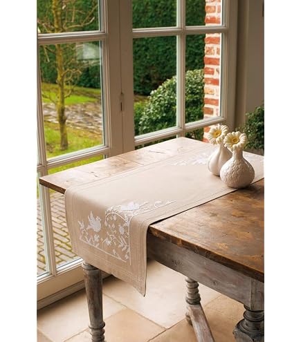 Chemin de table 63-0103 - Kit Broderie Permin of Copenhagen