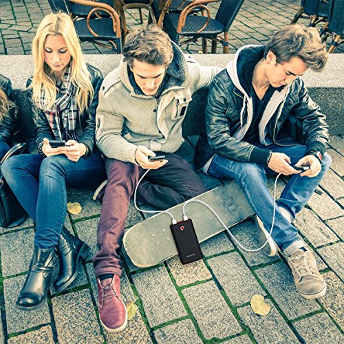  Versi  n Mejorada  Poweradd Pilot X7 20000mAh Cargador M  vil Port  til Bater  a Externa Power Bank para iPhone iPad Cable de Apple no Incluido  Dispositivos de Samsung y M  s Reciente iPhone7 Color-Negro y Rojo