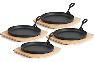 BBQ-Toro Gusseisen Servierpfännchen mit Holzunterlage (4 Stück) | Ø 22 cm - rund | bereits eingebrannt - preseasoned | Grillpfännchen mit abnehmbarem Griff | Gusseisenpfanne, Paella Pfanne