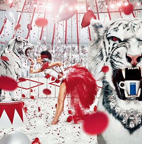 Preisvergleich Produktbild © LAVAZZA *** KALENDER *** LAVAZZA Kalender 2005 – Fotograf Erwin Olaf *** SAMMLER KALENDER *** 2007 *** NICHT IM HANDEL ERHÄLTLICH *** HEISS + STRENG LIMITIERT *** EROTIK - EROTIC - EROTICA - KALENDER - CALENDAR - CALENDRIER - CALENDARIO - FOTOKALENDER - WANDKALENDER ***