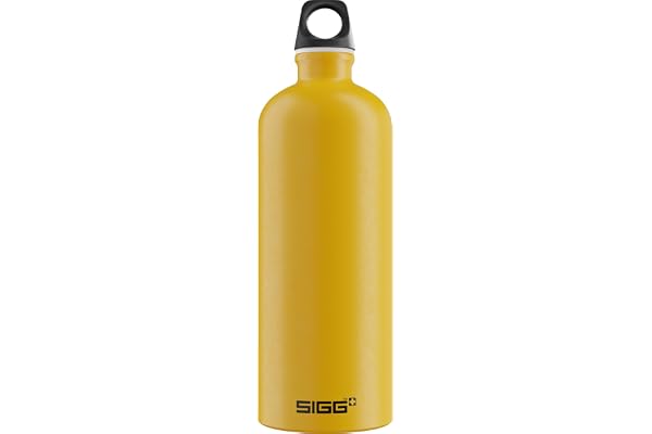 Sigg - Gourde Aluminium - Traveller Mustard - Certifiée Neutre En CO2 - Convient Aux Boissons Gazeuses - Étanche & Légère - Sans BPA - Pour Sport, Camping, Randonnée - Jaune Moutarde - 1L