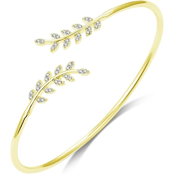 Collier Myosotis Pendant Cœur Avec Zirconium. Plaqué Or 18k