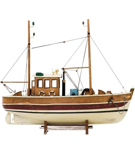 Maquette De Chalutier En Bois 'Grand-Vey
