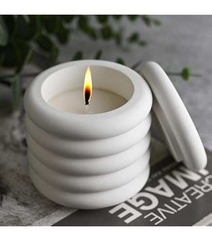 THE GREY BLEND® Small White Chocolate Scented Soy Wax Candles in