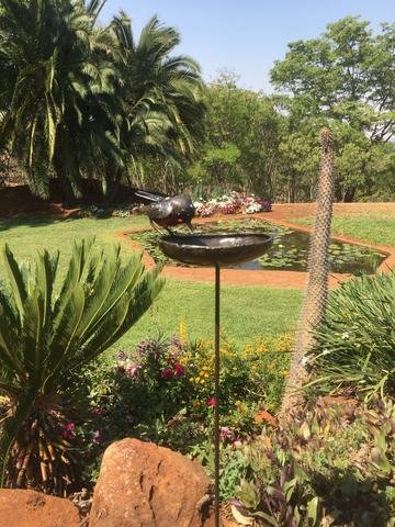 Delightful Rspb Metal Red Robin On A Metal Stake Bird Bath Or