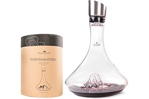 ALASKAN MAKER Carafe à décanter le vin 1.8 L | Verre Cristallin de qualité supérieure soufflés artisanalement avec les montagnes en relief | Bouchon 3 en 1 (filtre, aérateur et bec verseur) (Pic du Midi)