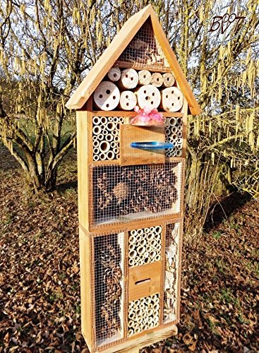 Haus INSEKTENHOTEL MIT TRÄNKE SDV-HOST-OS und FUTTERPLATZ, Futterstelle, dunkelbraun braun Nistkasten Insektenkasten Insektenhaus als Ergänzung zum Meisen Nistkasten Meisenkasten oder zum Vogelhaus Vogelfutterhaus Futterstation für Vögel Insektenhäuschen – Insektenhotels, , Marienkäferhaus-Marienkäfer-Marienkäferkasten-Schmetterlingshaus-Schmetterlinge,Gartendeko - 3