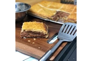 THE LEWIS PIE CO Large Corned Beef Pie Multi-Portion - Meat Pie Party Food: Perfect for Large Gatherings - 8 Portions
