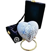 THE ANTIQUE HOUSE Herz-Urne Aus Alu - Weiße Mini-Urne Mit Messingständer Für Asche