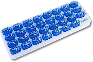 MEDIPILL - Pilulier Mensuel et journalier et semainier | Pilulier 31 jours - 31 Compartiments | Compact et Durable | Sans BPA | Bleu/blanc | Une Pièce | MED-M31-B