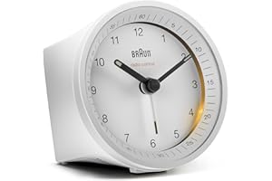 Klassischer analoger Funkwecker von Braun für die Mitteleuropäische Zeitzone (MEZ/GMT+1) mit Schlummerfunktion und Beleuchtung, ruhigem Uhrwerk, Crescendo-Alarm in Weiß, Modell BC07W-DCF