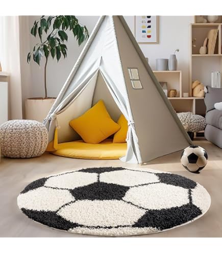 Kinderkamer Tapijt Voetbal Motief The Carpet Lou Kinderkamer Tapijt - Zachte Pool, Voetbal Motief, Diameter 120 Cm (Zwart-Crème) Uyghur Carpet