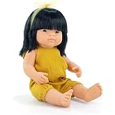 Miniland Baby Doll Asyalı Kız 15&acute;&acute; in&ccedil; Kutuda. İspanya'da Vanilya Kokusu ile &Uuml;retilmiştir. Anatomik Olarak Doğru. Arkadaşları