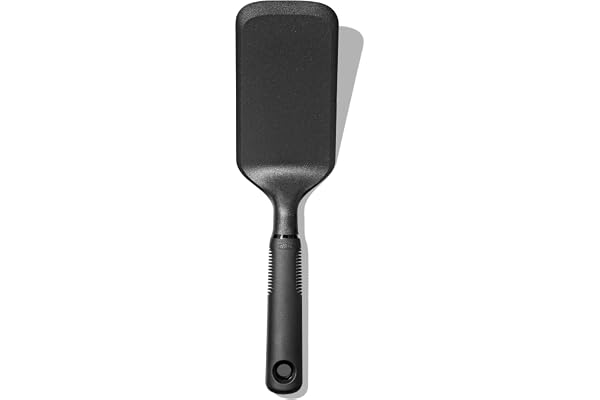 OXO Good Grips Spatule à Lasagne en Nylon – Ustensile de Cuisine Résistant à la Chaleur – Idéal pour Servir des Lasagnes, des Pâtes et Plus
