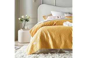 ROOM99 Feel Elegante copriletto in senape, 220 x 240 cm, versatile come copriletto o copridivano, coperta per letto e divano, trapunta stile ideale come bedspread velluto