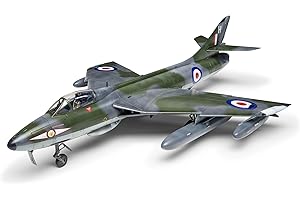 Airfix Model Set - A09192 Hawker Hunter FGA.9/FR.10/GA.11 Model Building Kit - Plastic Plane Kits for Adults & Children 8+, Set Includes Sprues & Decals - 1:48 Scale
