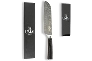 UMAI Cuchillo Santoku 18 cm (7") – Cuchillo de Cocina Japonés de Acero Inoxidable 7Cr17MoV con Patrón de Damasco – Mango Ergonómico de Madera Pakka, Hoja Alveolada – Incluye Funda Protectora