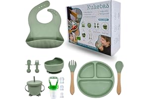 Kuketes – Vajilla Bebe Silicona, 12 Piezas, Libre de BPA, Incluye Plato Con Ventosa, Vaso Antiahogo, Cubiertos Madera + Cubiertos Aprendizaje Bebe y Babero Silicona. Color Verde.REGALO CHUPETE FRUTA