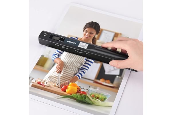 【Scanner de Documents Portable】 MUNBYN Mini Scanner de Poche Portable sans Fil avec SD 16GB, 900 DPI Resolution, A4/Sélection de Format JPG/PDF LCD, Noir