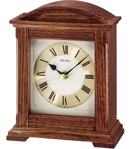 Zeit.punkt table style clock – Nostalgic design – Made in Germany – Solid wood casing made of walnut