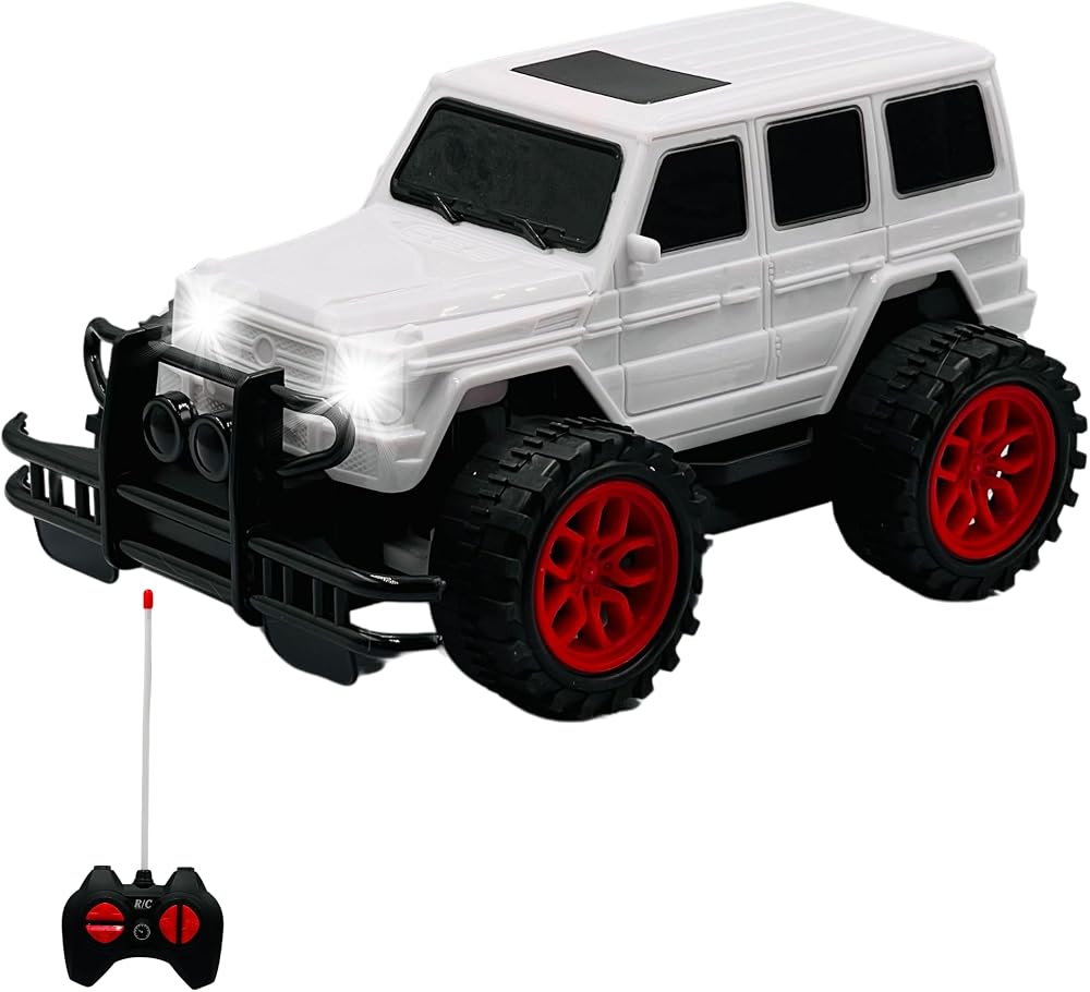 Giffy/Oyuncak Uzaktan Kumandalı Pilli Full Fonksiyon Işıklı Drift Atabilen OffRoad Yüksek Teker Araba Jeeep (Beyaz)