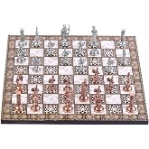 GiftHome Orta Boy Metal Roma Satran&ccedil; Takımı Antik ve Sedef Desenli MDF Ahşap Satran&ccedil; Tahtası (37x37 cm.)