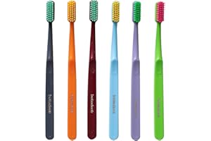 Betadent 1 SPAZZOLINO HARD. Setole dure con punte arrotondate per rimuovere la placca batterica in modo efficace. Un pezzo, colori assortiti