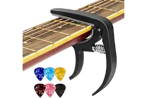 Aomig Cejilla Guitarra Española, Capo Guitarra Aleación de Aluminio con 6 Púas de Guitarra, Cejilla Guitarra Acustica Profesional para Guitarra Electrica Acústica Bajo Ukelele Mandolina Banjo