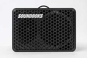 SOUNDBOKS Go – Tragbarer Bluetooth-Lautsprecher – USB-C-Aufladung Akku – Kompakter Performance-Lautsprecher für unterwegs – Spritzwasser- und stoßfest – 40 Stunden Akkulaufzeit – 121 dB (Schwarz)​
