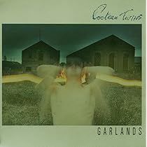 Garlands: Cocteau Twins: Amazon.fr: CD et Vinyles}