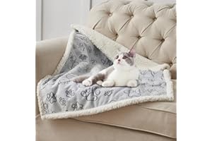 Tout Doux – Couverture Imperméable Réversible Flanelle & Sherpa pour Chien et Chat | Plaid Lavable, Durable et Résistant pour Animaux | Protection Canapé, Lit, Voiture ou Tapis de Sol (Gris, Small)