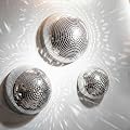 Bubaxuce Lot de 3 Décorations Murales Disco 10/15/20cm, Boule à Facettes, Décoration Brillante, Demi-Boules à Facettes Argentées pour Fêtes Rétro Disco, Décoration Intérieure et Anniversaires