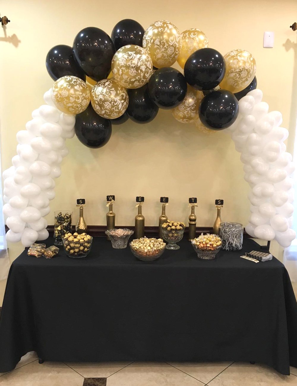 LANGXUN Riutilizzabile Black Table Balloon Arch Kit con Durable Fiber Rods Regolabile Pallone Arch Frame per Compleanno… - immagine 6