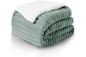 ‎WAVVE WAVVE Sherpa Cuddly Blanket Fluffy Green - Extra Warm Thick Soft Coarse Cork Blanket Sofa Throw Sofa Blanket Double Face 150 x 200 cm XL Wool Blanket Couch Blanket