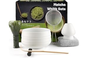 ADMYGO Set da 7 pezzi per tè Matcha, in resina verde, con cucchiaio da tè Matcha, supporto per frusta, scopa, pala, colino, accessori per cerimonia del tè giapponese, bianco opaco