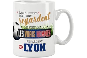 JOLI MUG Mug foot - les vrais hommes regardent L'OL (LYON). Cadeau - Anniversaire - Noël - fête. Pour amis, famille/Tasse. Cadeau original. Prix mini. Céramique haute qualité 11oz - 320 ML (LYON)