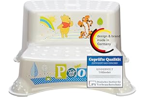 ‎KINDERWELT KiNDERWELT Premium zweistufiger Tritthocker für Kinder und Babys, Winnie Puuh Design in Weiß, Tritthocker 2 Stufen für Kleinkinder ab 3 Jahren, abwischbar, rutschfest und BPA-frei
