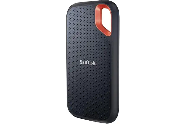 SANDISK Extreme SSD Externo Portátil 2TB (Disco duro externo SSD con velodidad de lectura de hasta 1050 MB/s, 1000 MB/s de escritura, Clasificación IP65 de resistencia al agua y al polvo) Negro
