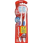 Colgate 360 Optik Beyaz Dil ve Yanak Temizleyicili Orta Beyazlatıcı Diş Fır&ccedil;ası 1+1