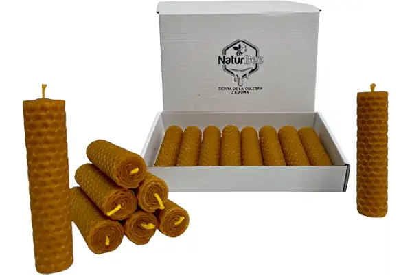 Velas de Miel de Abeja Natural Velas de Cera de Abeja (Pack de 8 Velas,10 cm x 2,4cm aprox.) SIN PARAFINA 100% artesanal,Origen ESPAÑA en la Sierra de La Culebra y Sanabria (Zamora)