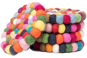 ‎WOOLYGON Runden Filzkugel Untersetzer – Tischuntersetzer aus 100% Merinowolle – Saugfähiger Untersetzer für Getränke – Dick und Langlebig, Handgefilzt in Nepal von Woolygon – Mehrfarbig – 5er-Set