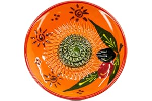 Kaladia Ceramiczny talerz-tarka – idealny do imbiru, parmezanu itd. – wzór: brązowe słońce i oliwki – średnica: 12 cm – ręcznie robione i malowane – wyprodukowano w Hiszpanii
