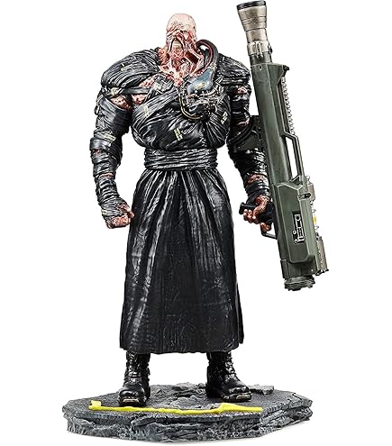 Numskull User Resident Evil Tyrant T-002 Figure 9'' 23cm