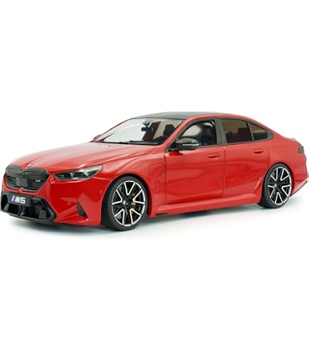 Solido BMW M5 (G90) 2025 - Berline d'affaires Sportive, Accents Noirs, Jantes contrastées, Voiture Miniature Diecast, Rouge feu, 1:18