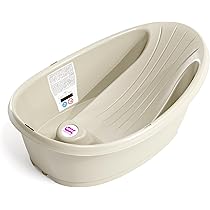 Badabulle Babybadje in de vorm van een Walvis, Made in Europe, Vanaf de geboorte tot 24 maanden, Ingebouwde afvoerdop, Ruim en Comfortabel, Compatibel met badhangmat en badzitje