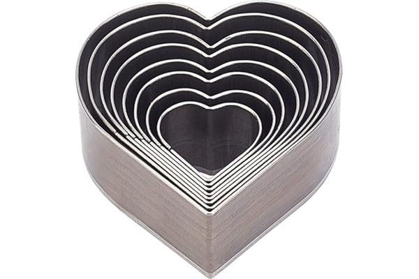PH PandaHall 8pcs Ensemble d'outils de Poinçon Creux en Cuir en Forme de Coeur, Matrice de Coupe en Acier à Haute Teneur en Carbone pour l'artisanat du Cuir Fait à la Main