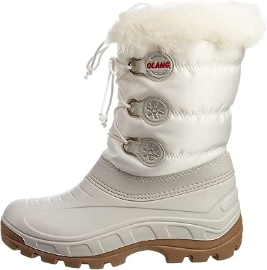 white snow boots