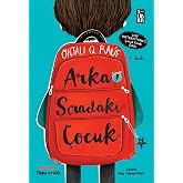 Arka Sıradaki &Ccedil;ocuk
