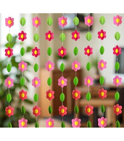 40 Creative Paper Garland Ideas for Weddings | Emmaline Bride Wedding Blog