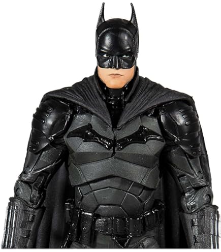 DC Comics Batman Figur 30 Cm – Mit Blauer Kampfrüstung, Umhang & 11 Gelenken
